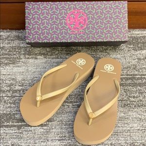 BRAND NEW TORY BURCH FLIP FLOPS